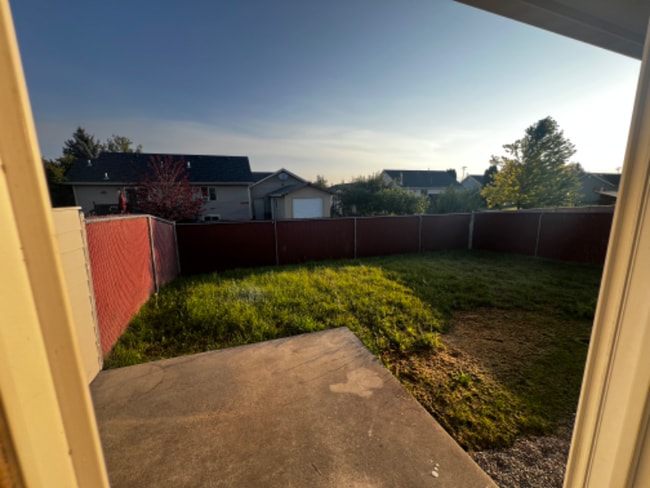 Photo - 2141 Teal Dr