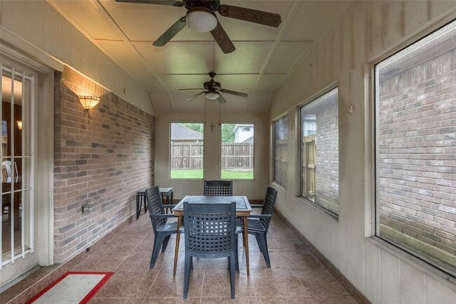 Photo - 16410 Salinas Ln