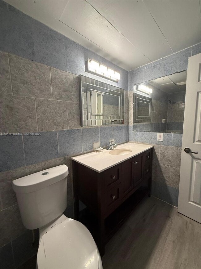 Photo - 3600 NW 21st St Unit 112