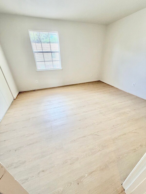 Photo - 3201 Chamberlayne Ave Unit 209