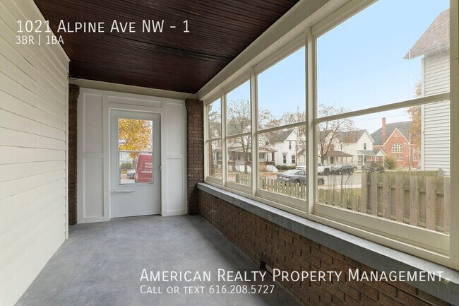 Photo - 1021 Alpine Ave NW Unit 1