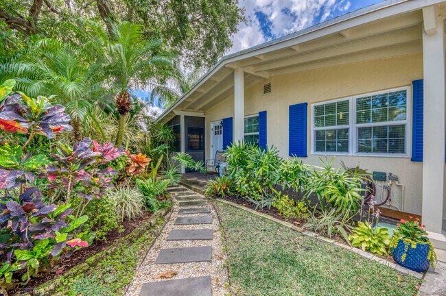 Photo - 404 S Caloosahatchee Ave House