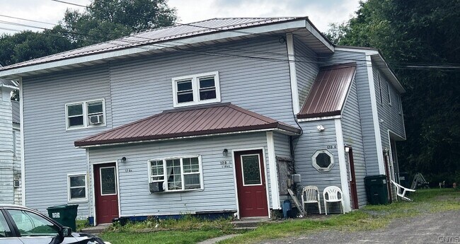 170 Oswego St