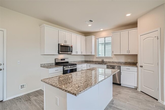 Photo - 112 Bird Cherry Wy