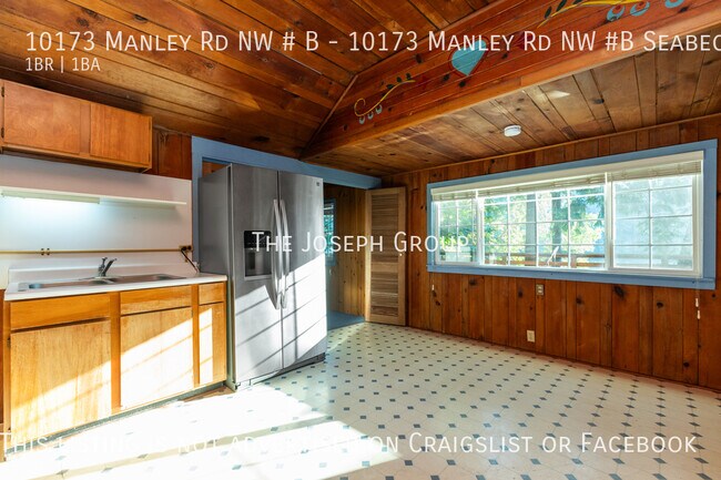 Photo - Charming 1-bedroom cabin with stunning wat... Unidad 10173 Manley Rd NW #B Seabeck