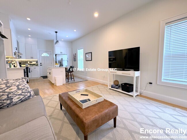 Photo - 58 Springfield St Unit 3