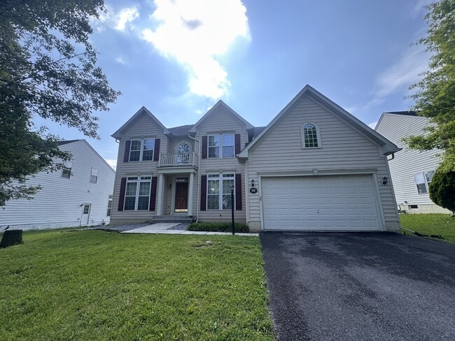 Photo - 132 Richwood Hall Rd