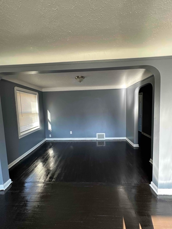 Photo - 950 Helmsdale Rd Unit Down