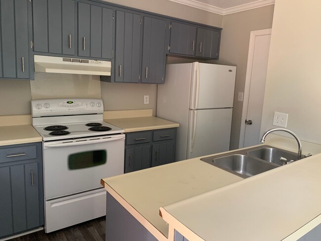 Photo - E Blackstock Rd -14 Unit Duplex