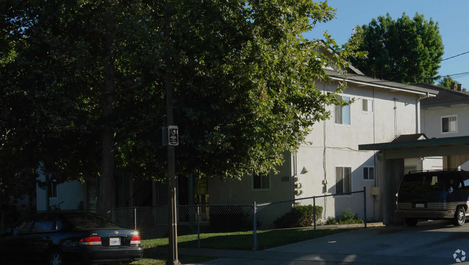 Photo - 654 Macredes Avenue