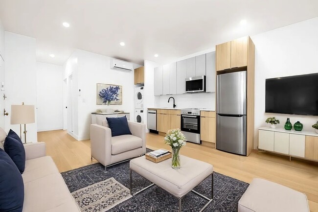 Building Photo - 107 First Avenue