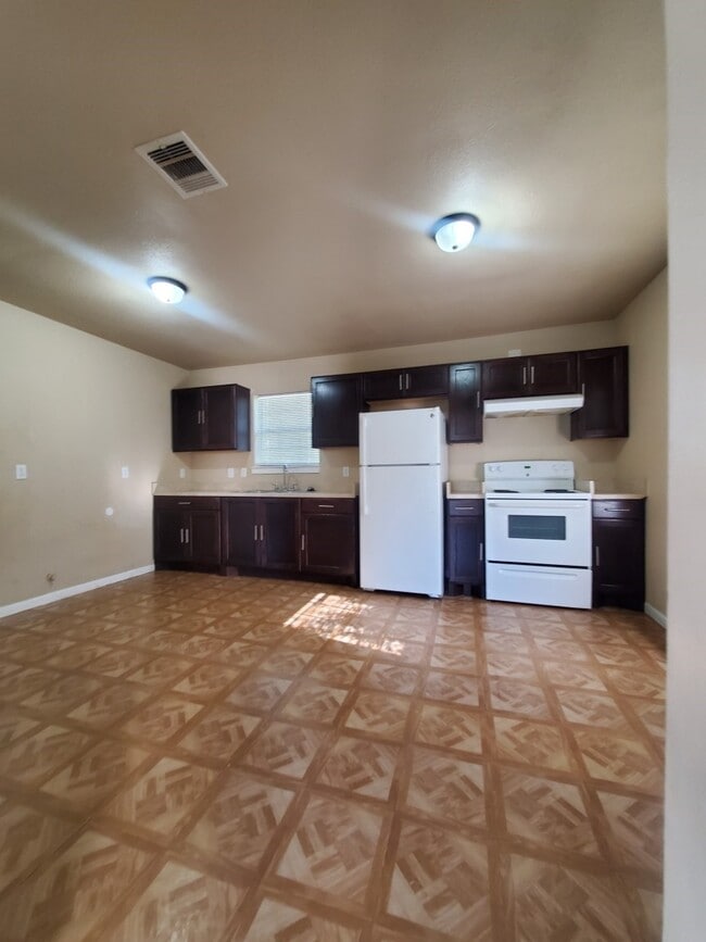 512 Avenue A