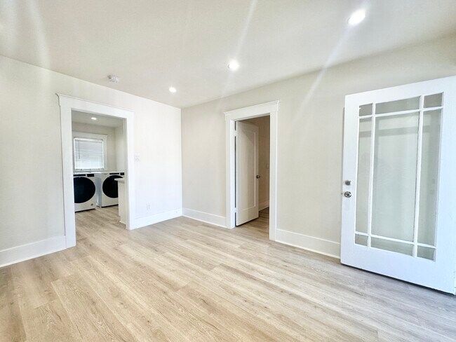 Photo - 342 W 91st Pl