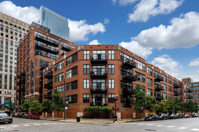 Building Photo - 333 W Hubbard St Unit 412