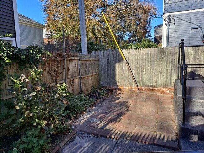 Photo - 26 Calvert St