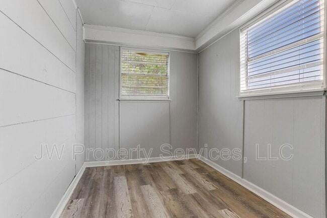 Photo - 1540 Richland Rd