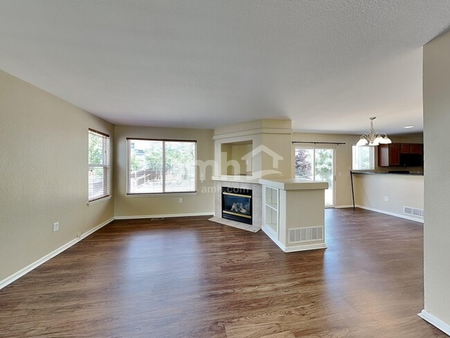 3862 S Quatar Way