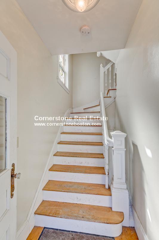 Photo - 38 Hillside St Unit 2