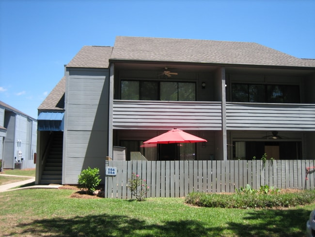 Building Photo - 134 W Satsuma Ave Rental