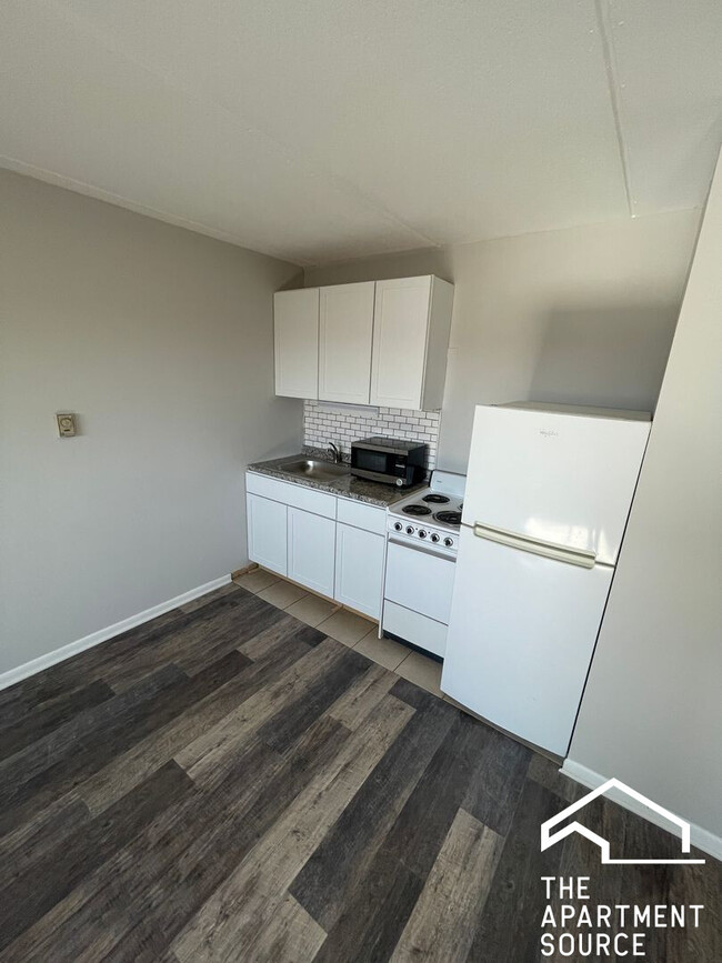 Photo - 1128 Des Plaines Ave Condo Unit 104