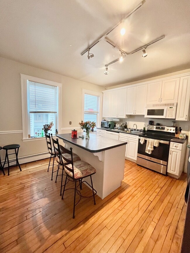 Photo - 19 Sachem St