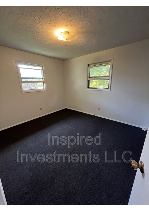 Photo - 111/113 Darin Court - 2