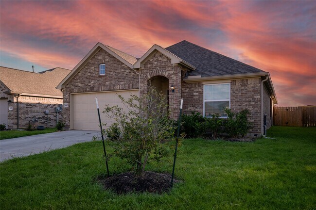 Photo - 3427 Avary River Ln