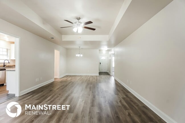 Photo - 223 Black Crk Trl