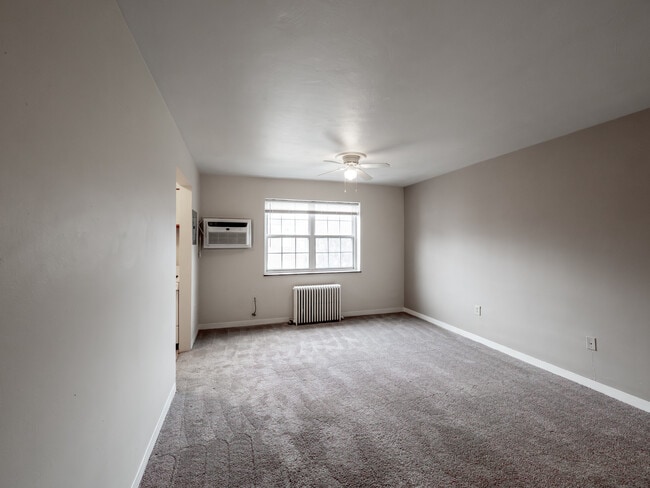 Apartment F9 Living Room
