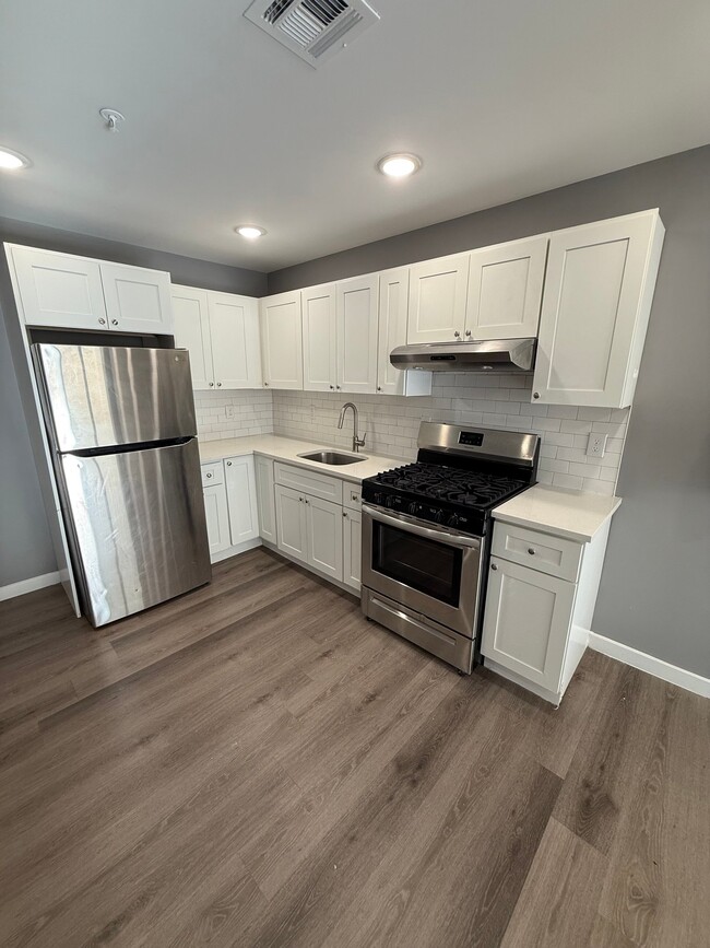 Photo - 180 Cedar St Unit 301