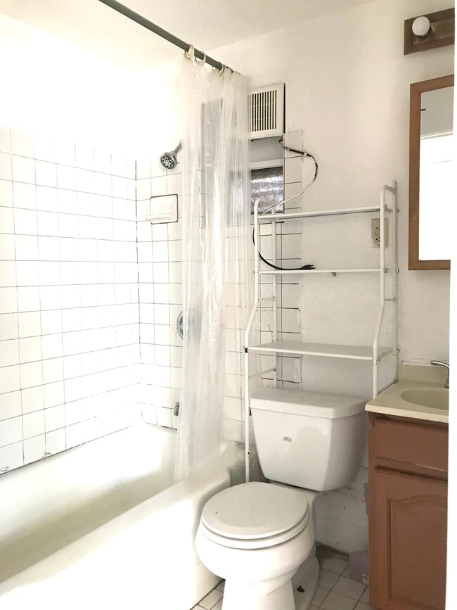 Photo - 1402 High St Unidad A