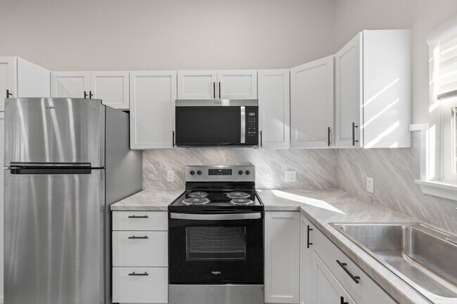 Photo - Panderosa Apartments