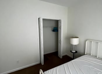 Photo - Affordable $190/Week Furnished Room in Westside Intown Atlanta – Utilities Included - High Speed ... Unidad Room 6