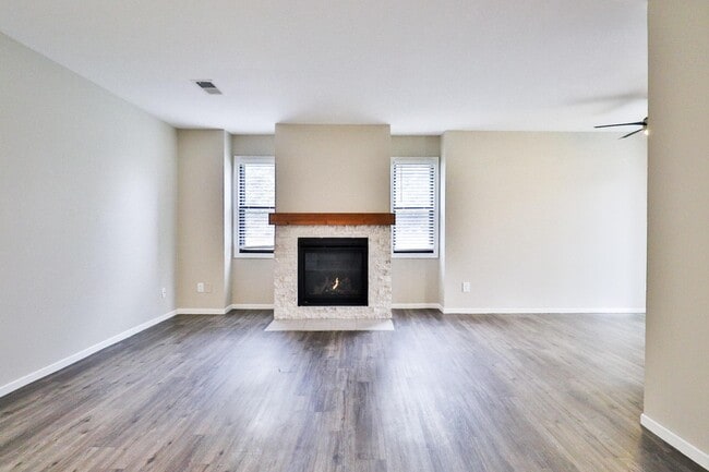 Apple Glen Apartments