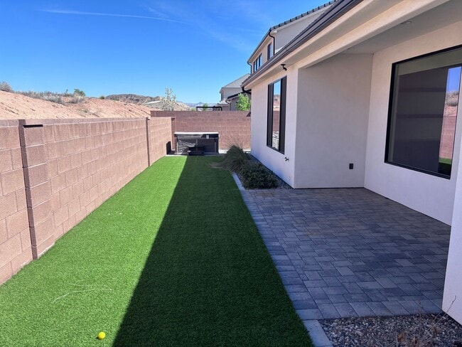 Photo - Wonderful single story 4 bed | 3 Bath | 2 Car Garage off Washington Dam Rd with Hot Tub