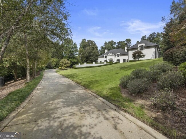 Photo - 997 Davis Dr NW