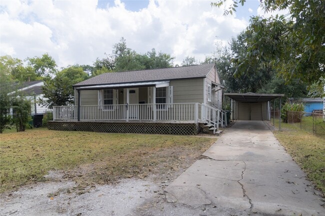 Photo - 6714 Dillon St