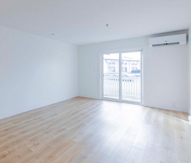 Photo - Southgate Apartments