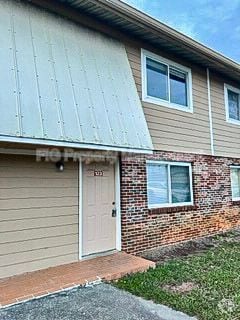 Building Photo - 123 Louella Dr Rental