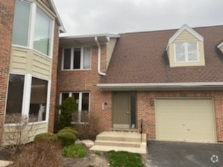 Building Photo - 1663 N Belmont Ct Rental