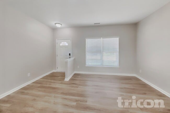 1104 Braemar Highland Dr