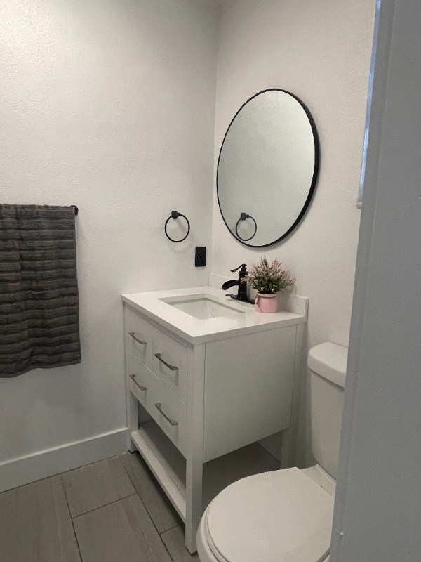 Photo - 634 Meadowvale Dr