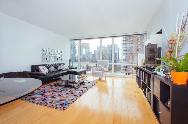 Photo - 2 2nd St Condo Unit 1408