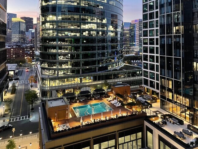 Building Photo - 135 Seaport Blvd Unit 1105 Rental