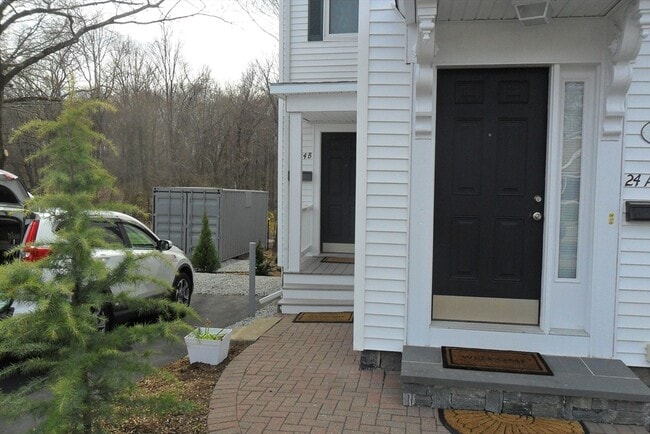 Photo - 24 Grove St Apartment Unit B