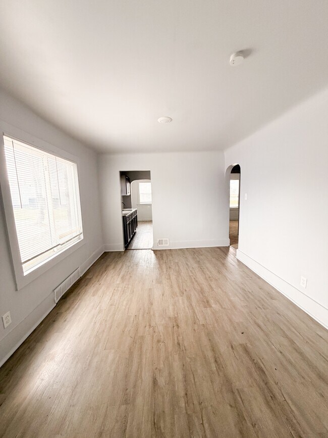 Photo - 15327 Cheyenne St