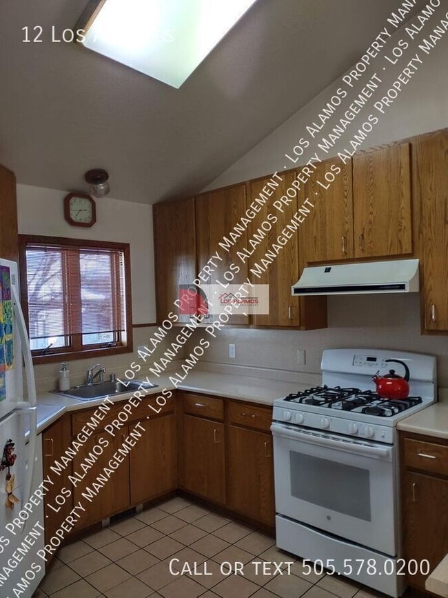 Photo - 12 Los Arboles Dr