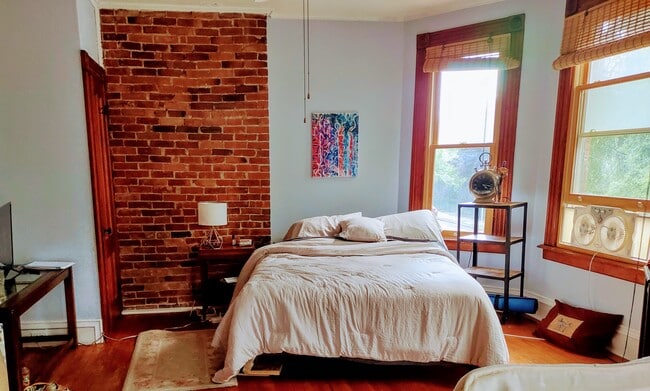 Photo - 363 Laurel St Unidad Suite 1