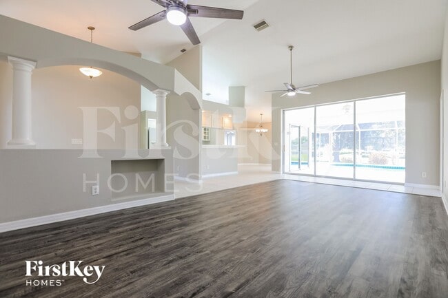 Photo - 25284 Zodiac Ln