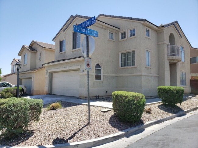 Building Photo - ADORABLE 2 STORY CORNER HOME